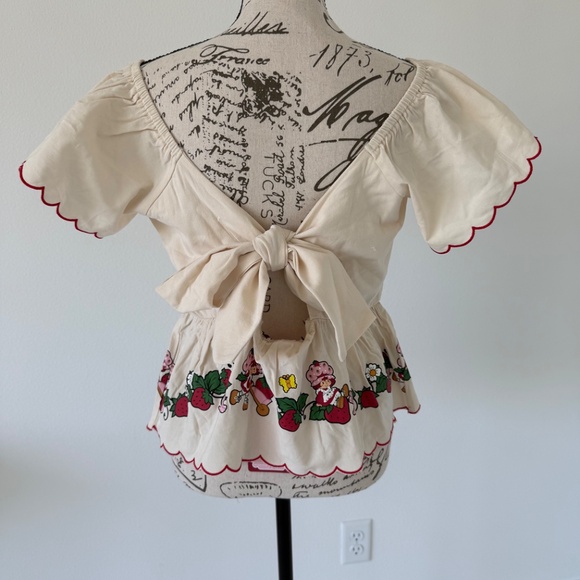 Strawberry shortcake top - Picture 2 of 4